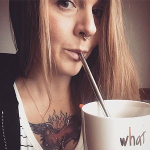 Meet your Posher, Whitney